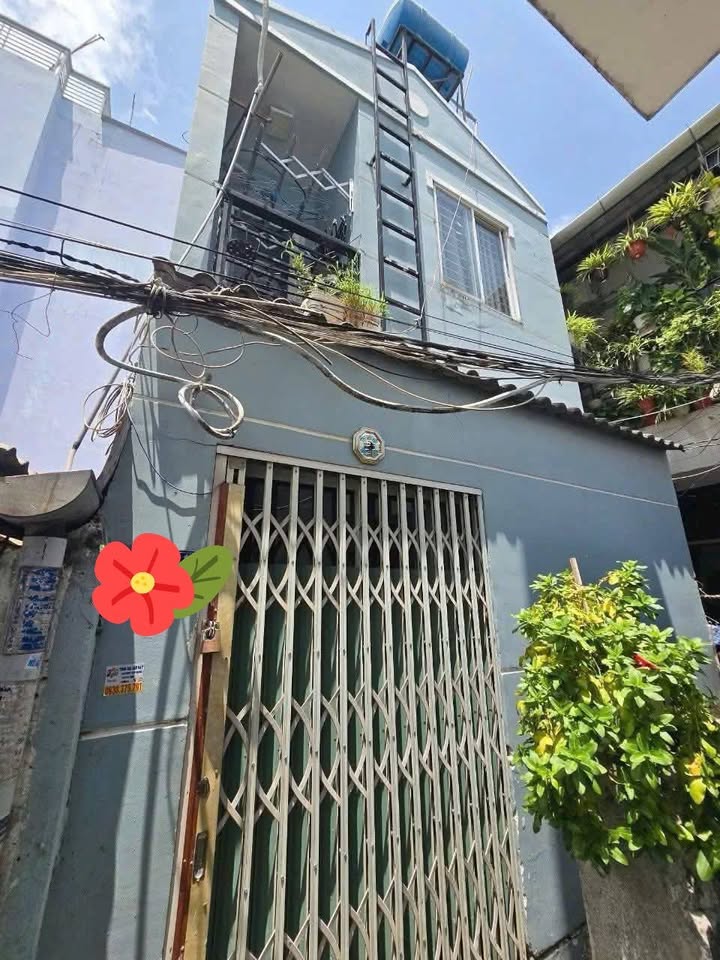 Nhà góc 2 mặt hẻm 413 Bùi Minh Trực, P5, Q8 - 24m² giá 2.45 tỷ - Chính chủ, sổ hồng riêng!