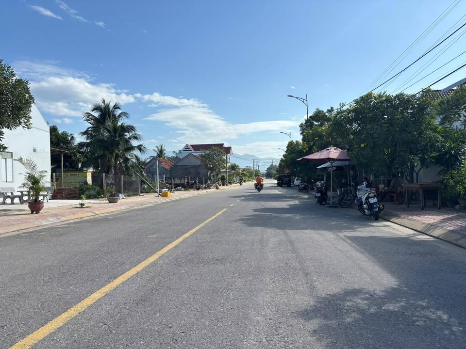 Đất vàng Vạn Giã 100m² giá 2.1 tỷ - Vị trí kinh doanh đắc địa!