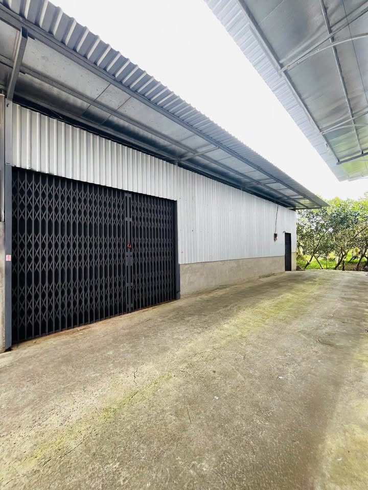 Kho cho thuê KDC Công ty 8, Cái Răng, 150m² giá 6 triệu - Không gian rộng rãi, tiện lợi!