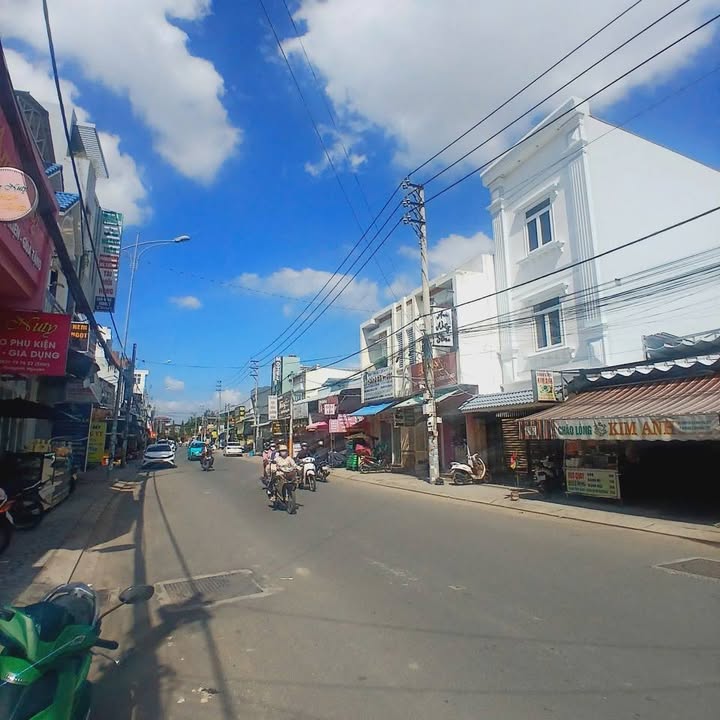 Nhà mặt tiền Trần Nam Phú, Ninh Kiều 125m² giá 17 triệu - Đắc địa cho kinh doanh