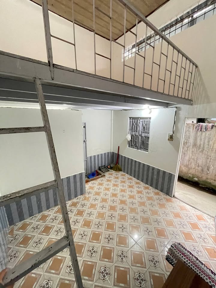 Phòng cho thuê mặt tiền Nguyễn Văn Linh 1.5 triệu - Tiện ích đầy đủ, gần ĐHCT!