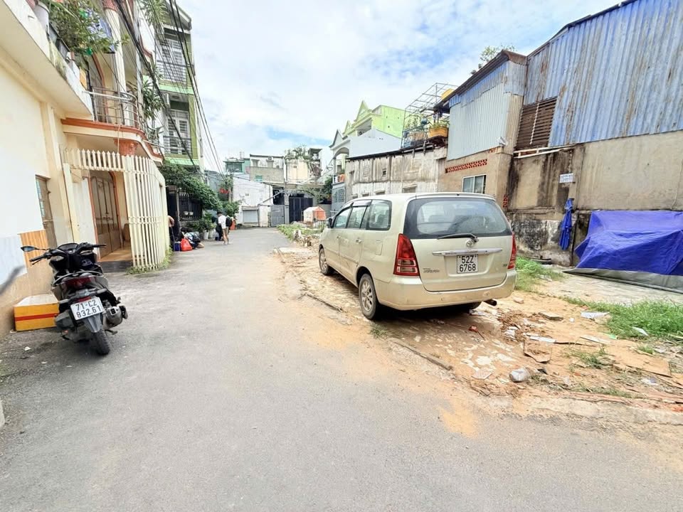 Lô đất góc 2 mặt tiền Hẻm Xe Hơi, Bình Thọ, Thủ Đức 69m² - Vị trí đẹp, pháp lý rõ ràng!