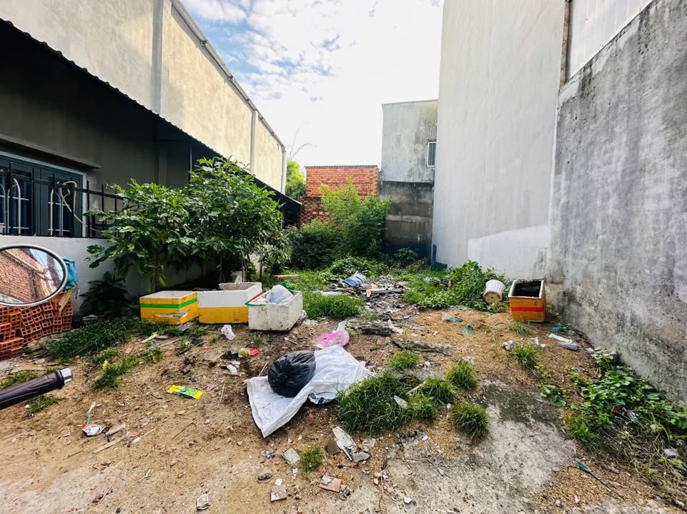 Đất Linh Xuân Thủ Đức 52m² giá 2.5 tỷ - Hẻm sạch đẹp, vị trí vàng!