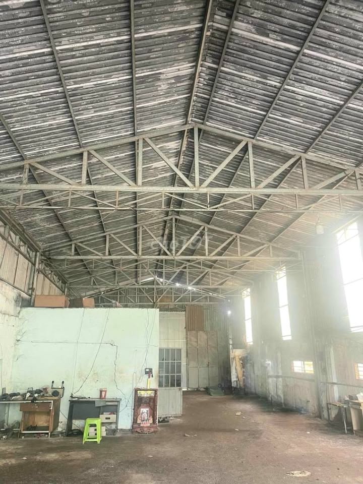 Kho xưởng cho thuê mặt tiền Xuân Thới Sơn, Hóc Môn 340m² - Giá chỉ 15 triệu/tháng!