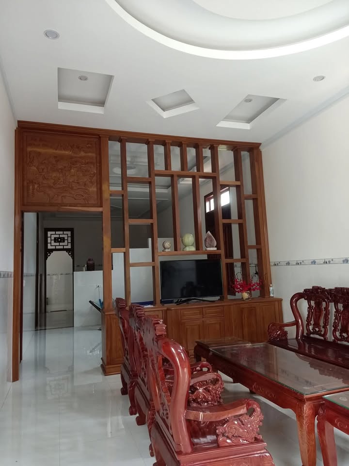 Nhà cấp 4 mới xây tại khu phố Khánh Trạch, Hoài Nhơn 391m² giá 1.4 tỷ - Đường ô tô vào tận nơi!