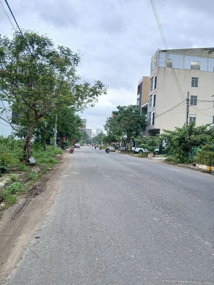 Đất nền Đoàn Khuê, quận Ngũ Hành Sơn, 125m² giá 12.5 tỷ - Tiềm năng đầu tư cao!