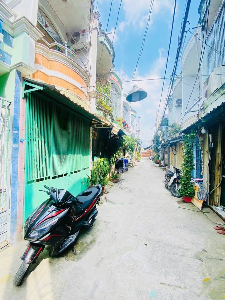 Nhà phố 24m² đường Chiến Lược, Bình Trị Đông, Bình Tân chỉ 2,99 tỷ - Gần chợ Da Sà!