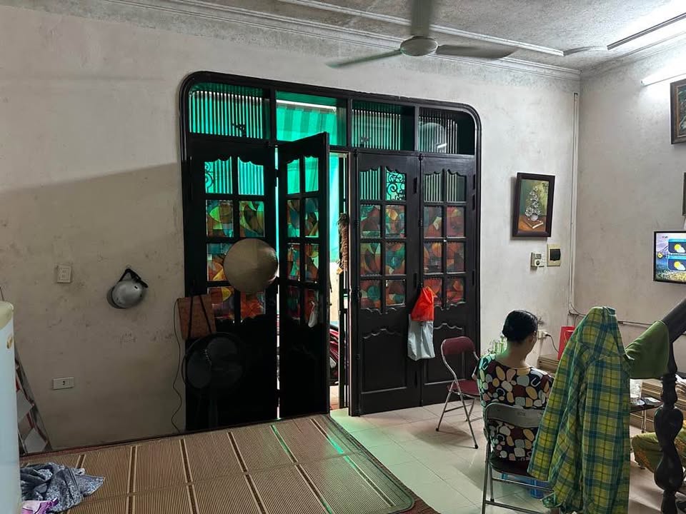 Nhà riêng Ba Đình 36m² giá 5.3 tỷ - Thiết kế hiện đại, sổ đỏ chính chủ!