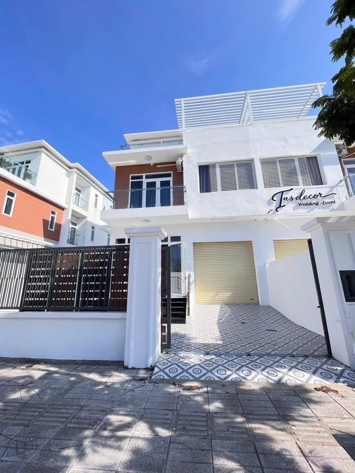 Biệt thự cho thuê đường Số 10, KDT Tây Bắc, Rạch Giá 200m² - Nội thất full tiện nghi!