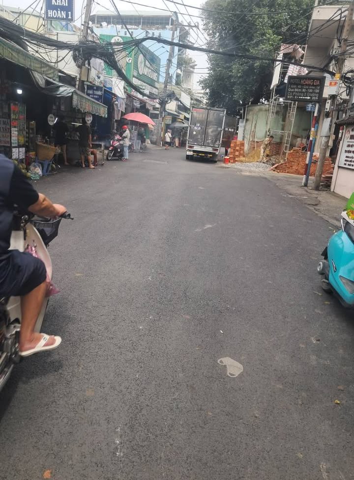 FrontHouse mặt tiền Thống Nhất, Gò Vấp 112m² giá 14 tỷ - Tiềm năng kinh doanh tốt!