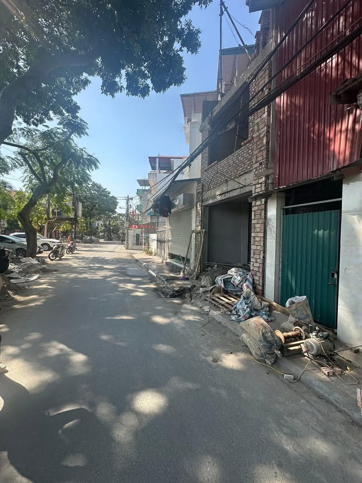 Đất phân lô Thượng Thanh 68m² giá 11.9 tỷ - Kinh doanh sầm uất ngay chợ