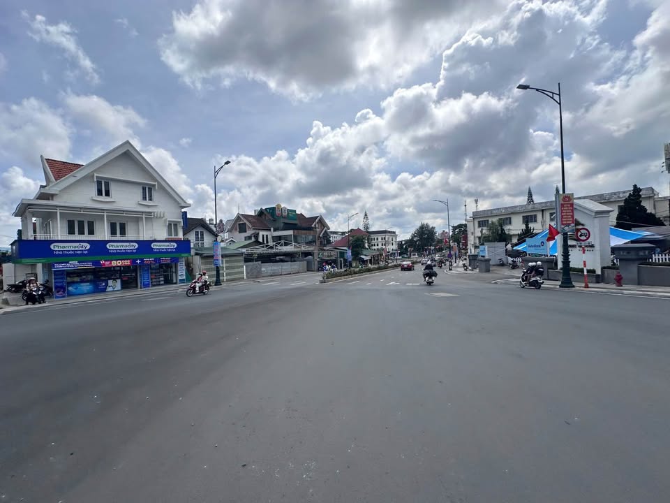 Đất mặt tiền đường Trần Phú, Đà Lạt 90m² giá 21 tỷ - Đầu tư sinh lời ngay!