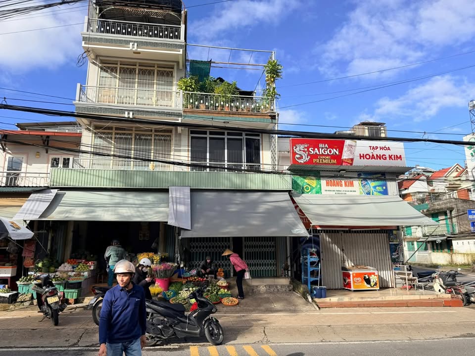 Nhà 2 tầng Đà Lạt 80m² giá 12.5 tỷ - Kinh doanh thuận lợi ngay chợ Hoàng Diệu!