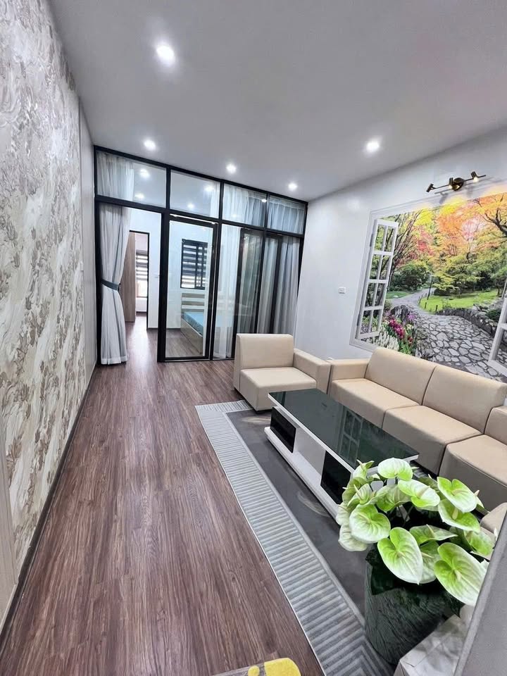 Căn hộ Duplex Tập thể Hoàng Quốc Việt 130m² - Thiết kế thông minh, cho thuê sinh lời!