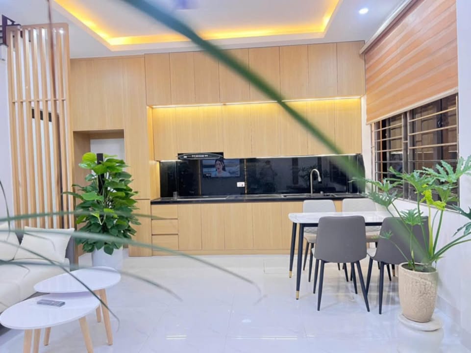 Nhà đẹp La Phù - Hoa Thám 31m² giá 5 tỷ - Kinh doanh nhỏ, ô tô đỗ cửa