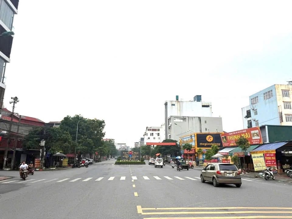 Lô đất 100m² Tại chợ gỗ ván Đồng Bèo - Phù Khê - Giá 6 tỷ, Sổ đỏ chính chủ!