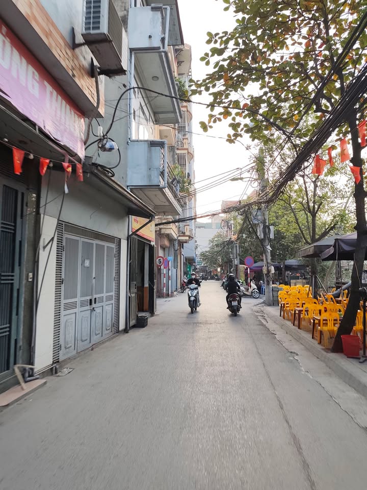 Nhà cho thuê Khương Trung 70m² giá chỉ 7 triệu - Không gian sống tiện nghi!