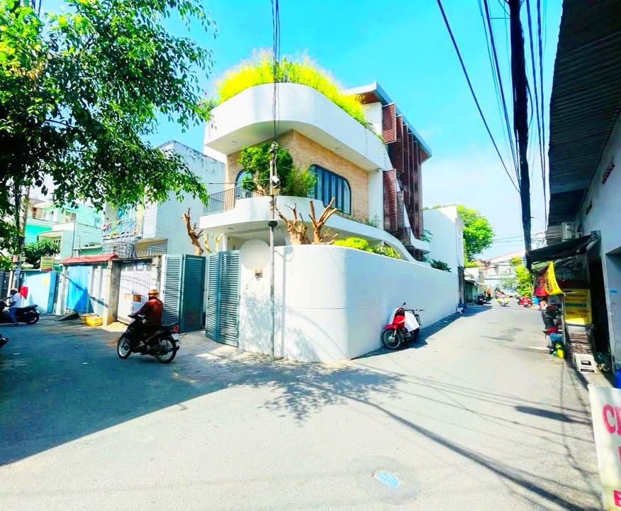 Nhà góc 2 mặt tiền Linh Chiểu 94m² giá thỏa thuận - Thiết kế hiện đại sang trọng!