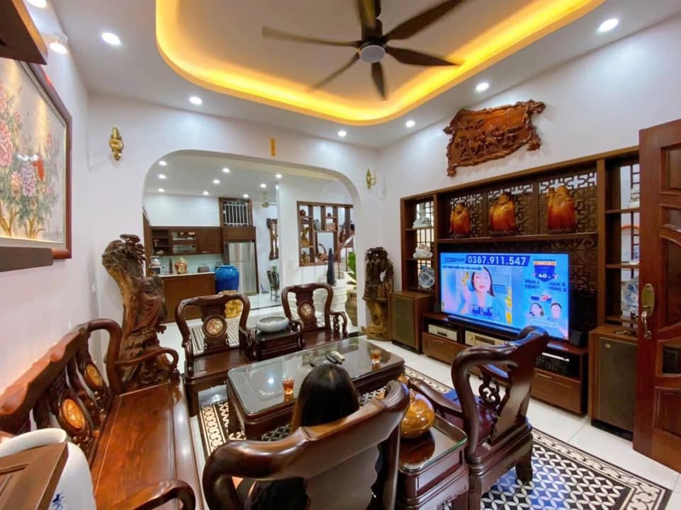 Nhà 6 tầng Lê Quang Đạo, Mỹ Đình 35m² giá 9 tỷ - Đầu tư sinh lời tại khu vực phát triển!