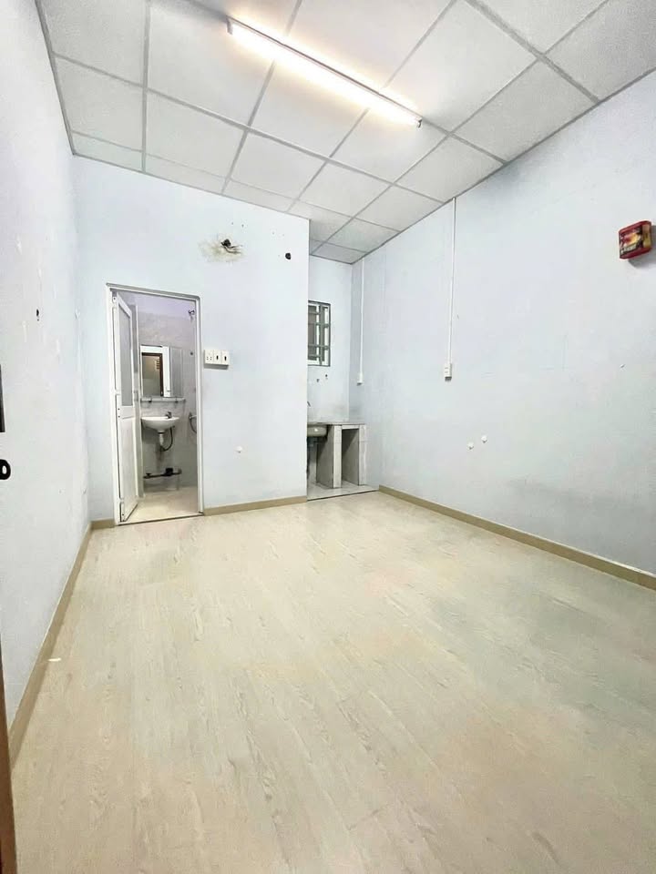 Phòng trọ Tân Bình 25m² giá chỉ 2.79 triệu - Không chung chủ, giờ tự do!