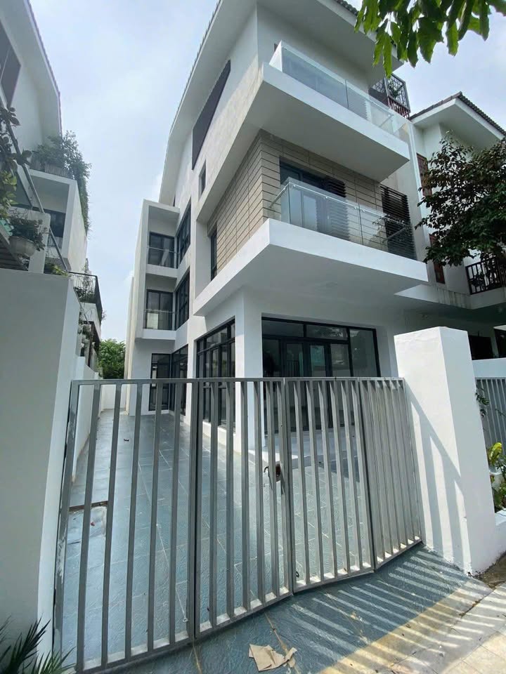 Biệt thự cho thuê Dương Nội - Hà Đông 180m² - Full nội thất, vị trí đắc địa!
