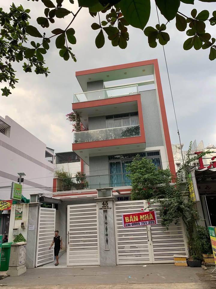 Nhà bán gấp tại Bình Trưng Tây, Quận 2, 192m² - Giá 21 tỷ VND, chính chủ!