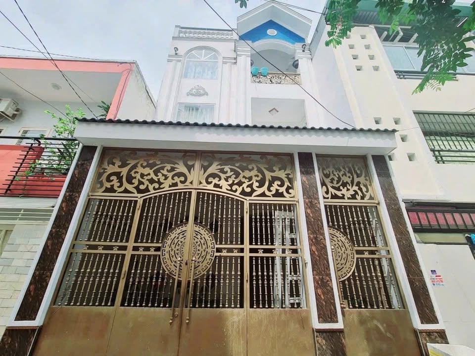 Nhà phố Lâm Văn Bền Quận 7, 84m² giá 9 tỷ - Sổ hồng chính chủ, ô tô vào nhà!