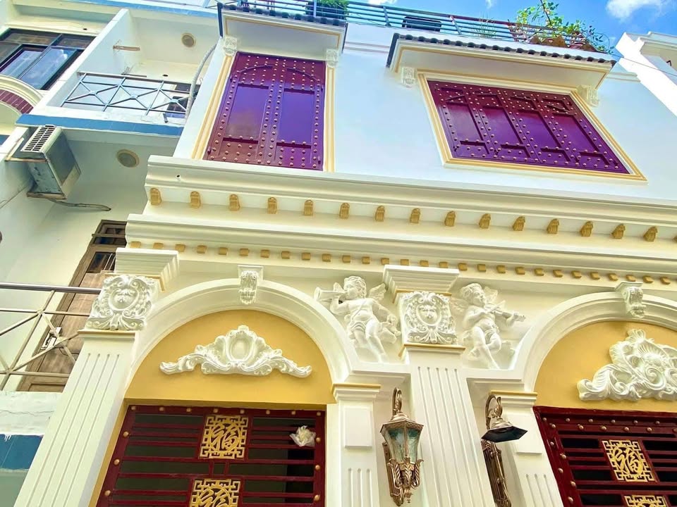 Nhà mặt tiền 2 mặt đường Thích Quảng Đức 120m² giá 23 tỷ - Giao ngay, tặng nội thất!