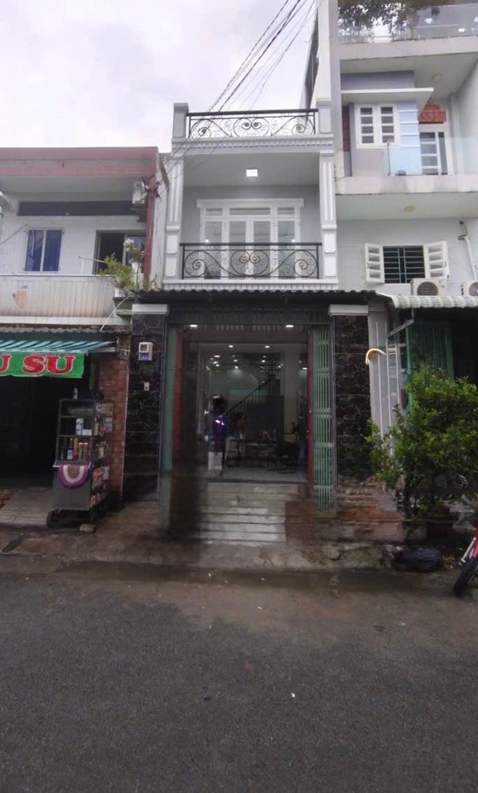 Nhà mặt tiền Phùng Tá Chu, An Lạc A, Bình Tân 39m² giá 6.7 tỷ - Cơ hội đầu tư tuyệt vời!