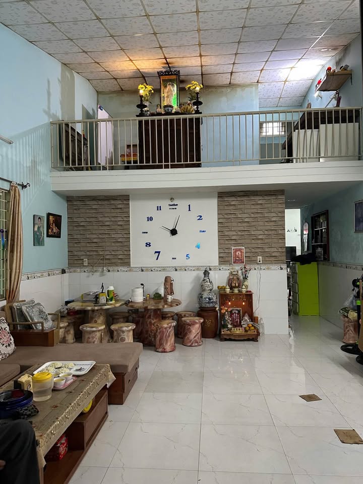 Nhà Cấp 4 Mặt Tiền Ngự Bình 163m² giá 4 tỷ - Vị trí đắc địa gần Đàn Nam Giao!