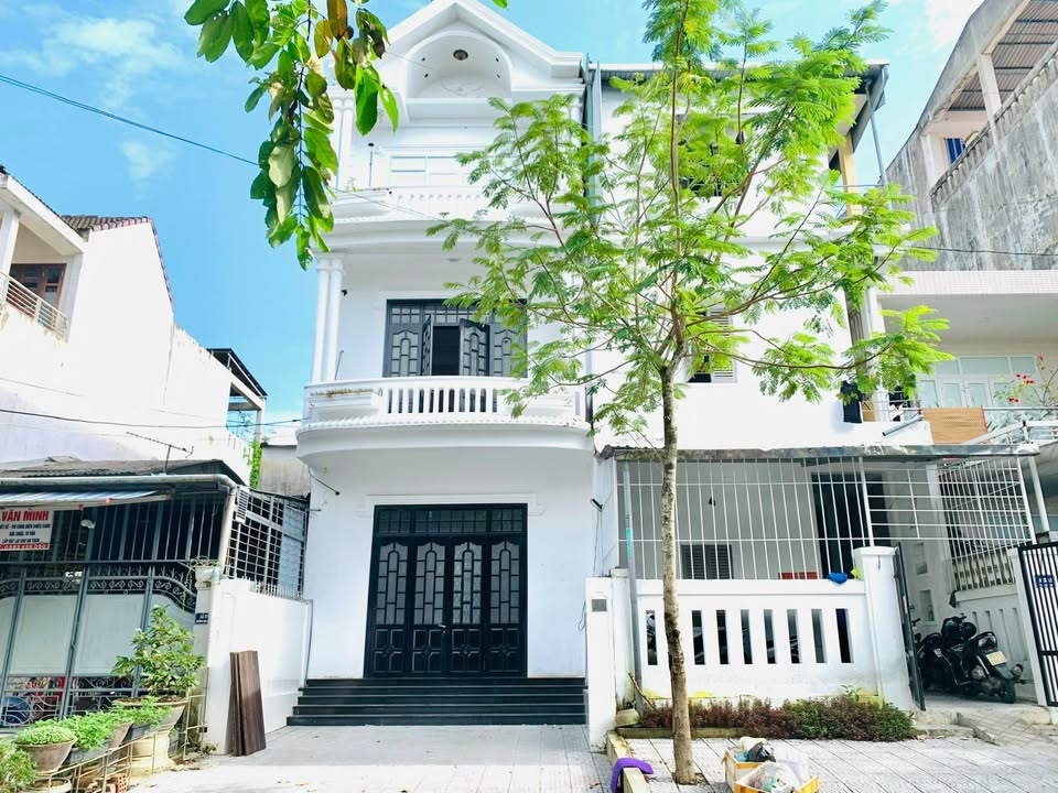 Nhà 3 tầng mặt tiền Huỳnh Tấn Phát, An Đông, 123m² giá 7 tỷ - Đầu tư sinh lời!