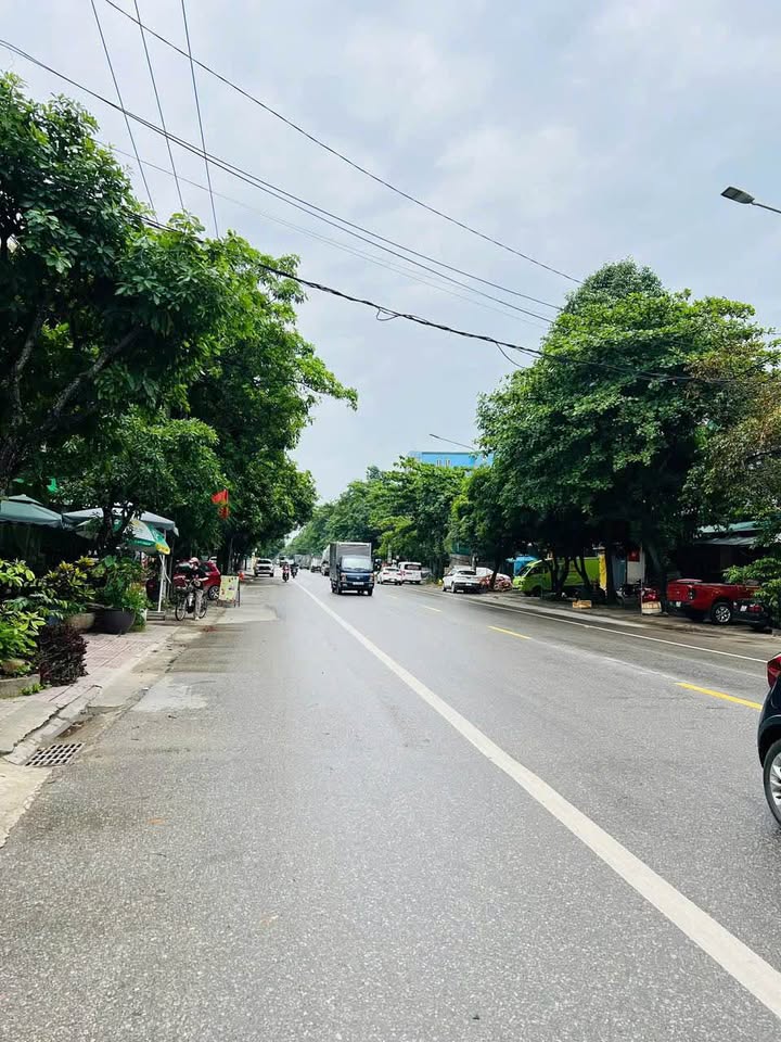 Bán FrontHouse mặt đường Trần Hưng Đạo Vinh 92.7m² giá 7 tỷ - Vị trí đắc địa, kinh doanh sinh lời!