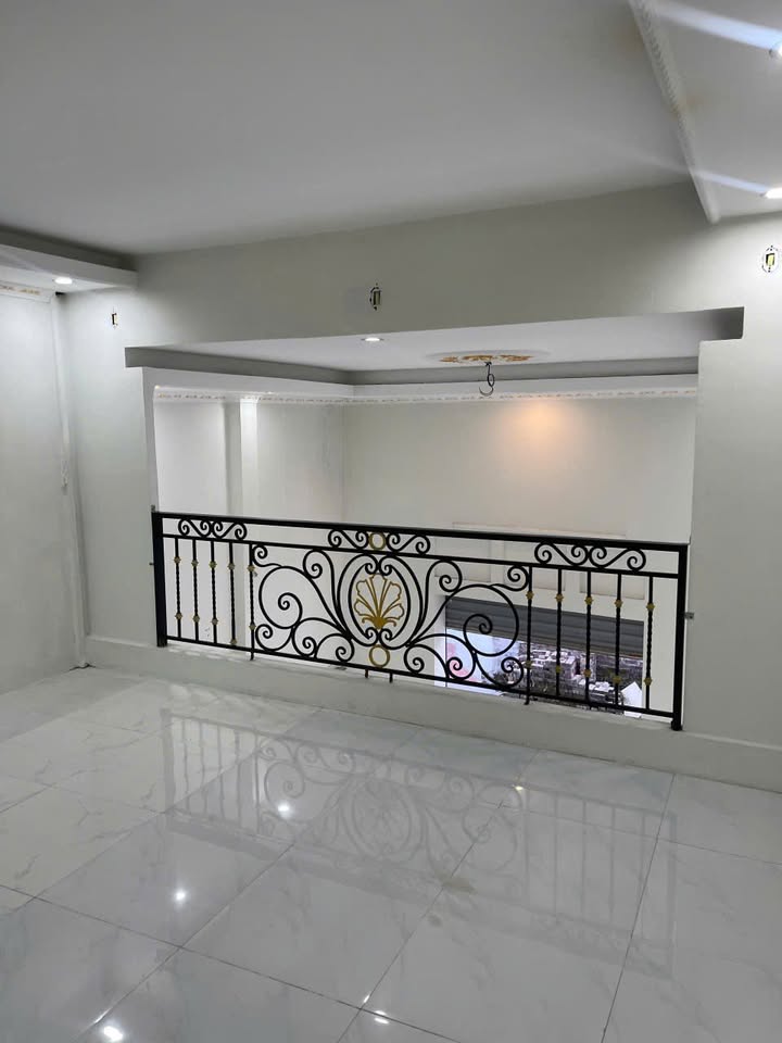 Nhà nguyên căn 2 phòng ngủ gần ĐH PHENIKAA chỉ 4.5 triệu - Sẵn sàng cho thuê ngay!