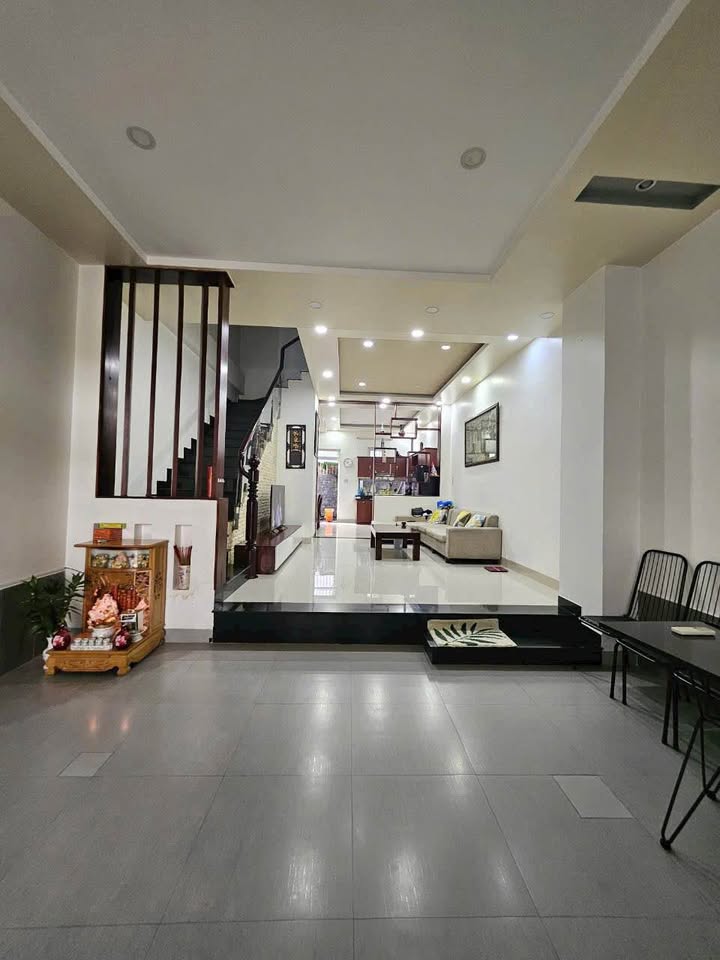 Nhà cho thuê khu đô thị Phước Long Nha Trang 100m² giá 20 triệu - Nội thất đầy đủ, tiện nghi!