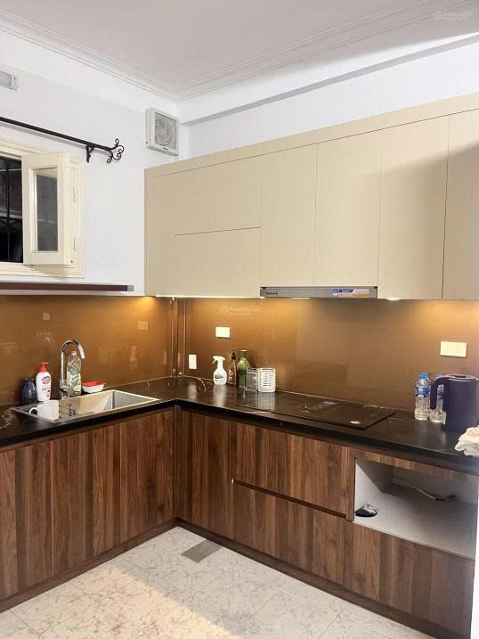 Nhà riêng cho thuê tại Hoàng Hoa Thám 30m² giá 15 triệu - Nội thất đầy đủ, tiện nghi