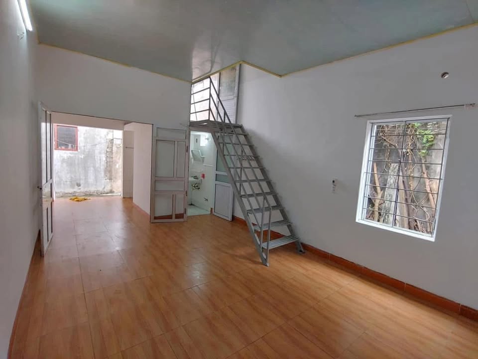 Nhà cấp 4 Lê Hồng Phong, Phủ Lý 40m² giá 1.2 tỷ - Vị trí đẹp, lô góc siêu thoáng!