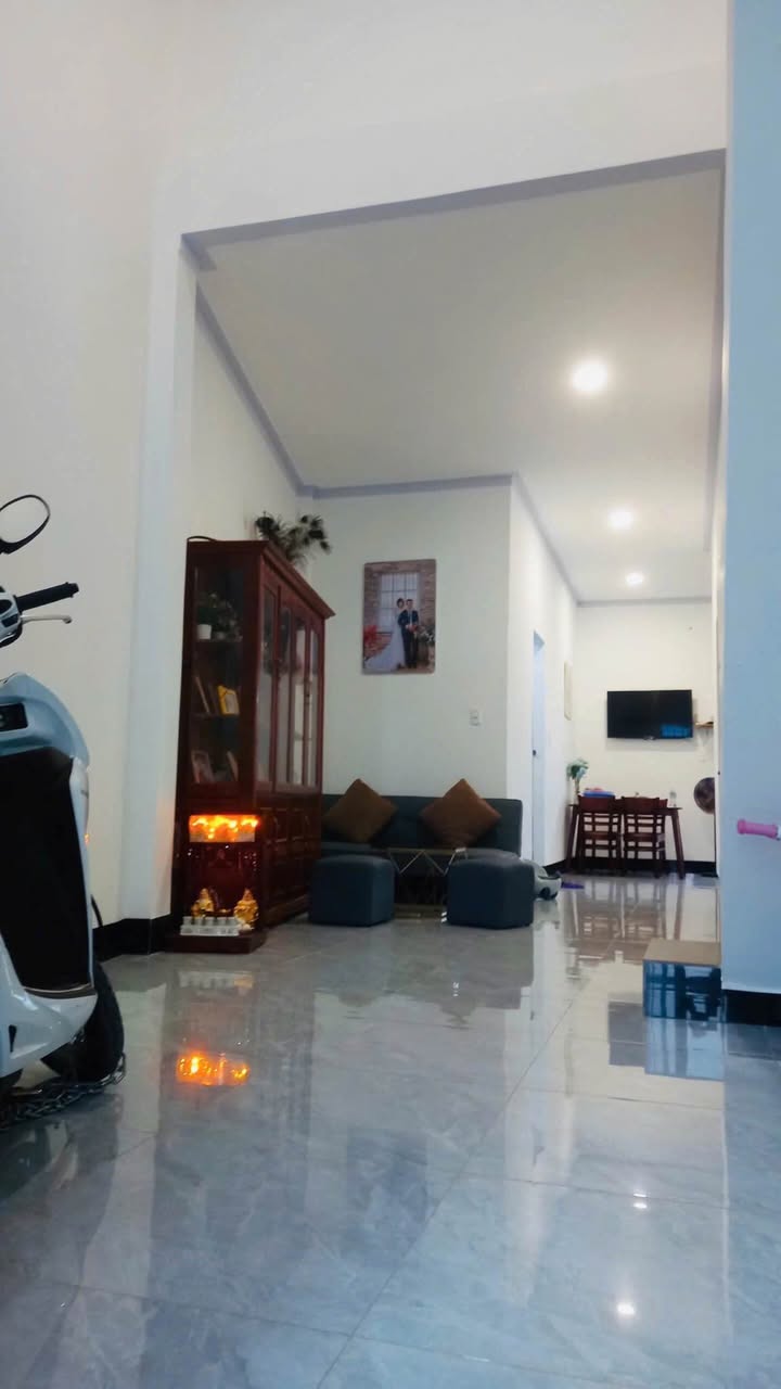 Nhà 1 Trệt 1 Lầu KDC Xuân Phú 126.3m² giá 1 tỷ - Đường ô tô tận nơi!