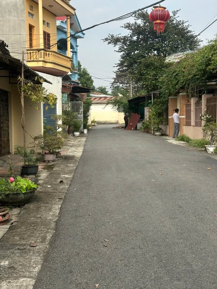 Đất nền khu 10 Tiên Kiên 114m² giá 800 triệu - Vị trí tiềm năng cho đầu tư!