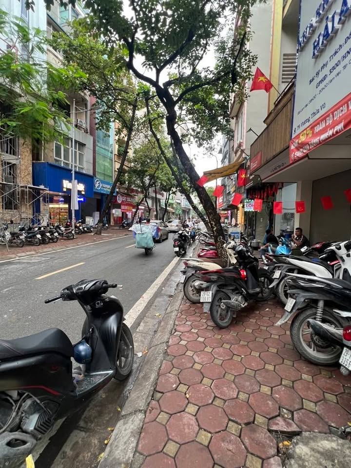 Nhà mặt phố Vương Thừa Vũ, Thanh Xuân 52m² giá 23 tỷ - Kinh doanh thuận lợi!