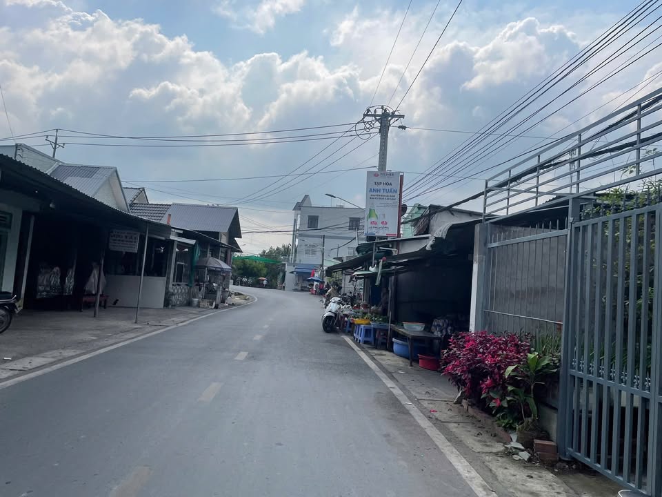 Đất nền Long Phước, Long Hồ 109,7m² giá 399 triệu - Cơ hội đầu tư tuyệt vời!