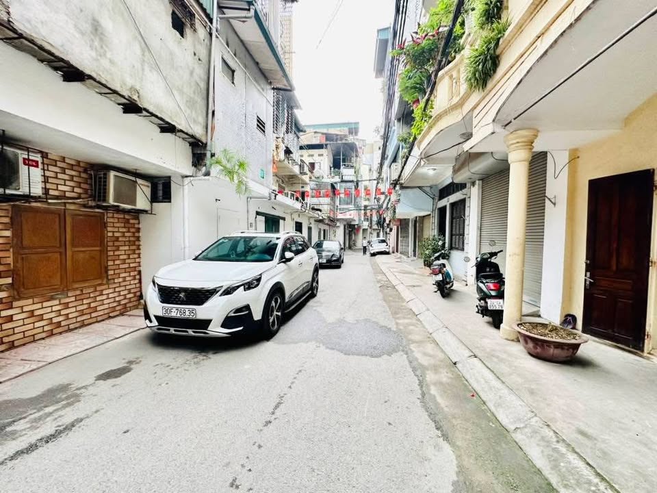 Nhà riêng Ba Đình, Nghĩa Dũng 41m² giá 9.3 tỷ - Phân lô cán bộ, ô tô đỗ cửa!