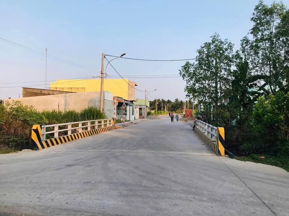 Đất nền TDC xã Phú Nhuận, TP Bến Tre 110m² giá 1.1 tỷ - Thổ cư toàn bộ!