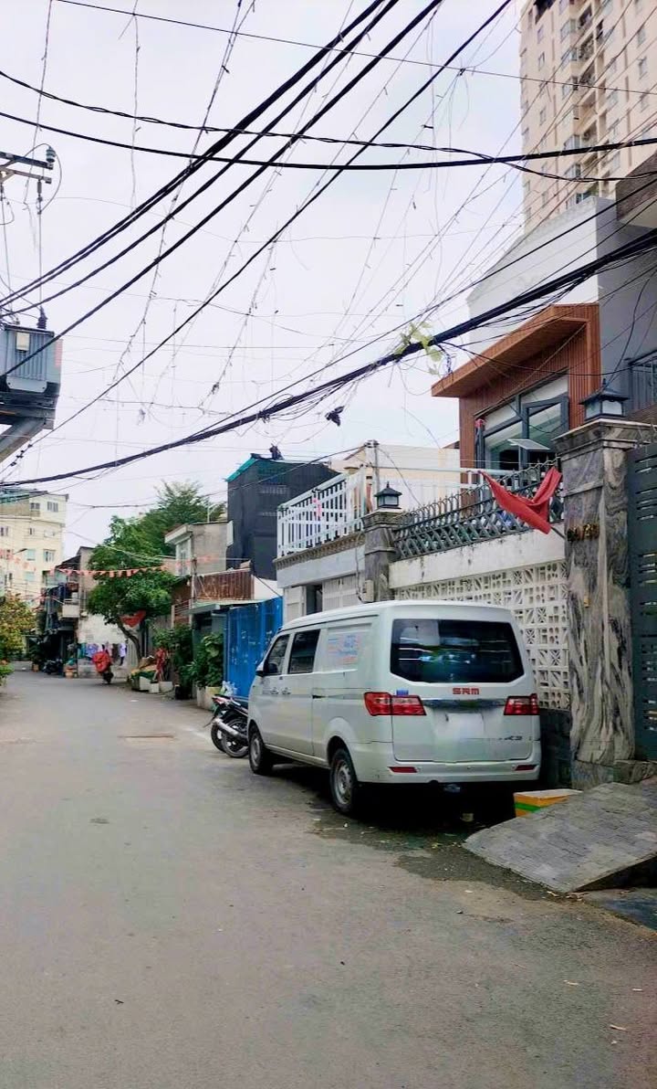 Nhà 2 tầng Lâm Văn Bền 80m² giá 8 tỷ - Phù hợp gia đình ở ngay!