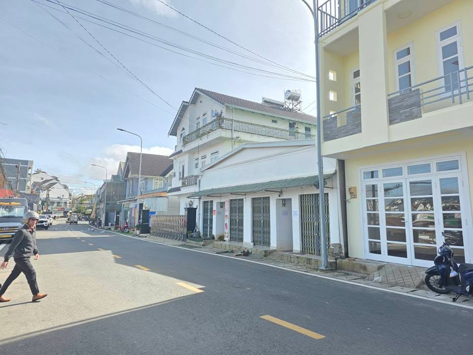 Nhà mặt tiền kinh doanh đường Võ Trường Toản, Đà Lạt 72m² giá 5.5 tỷ - Thích hợp ở và kinh doanh!