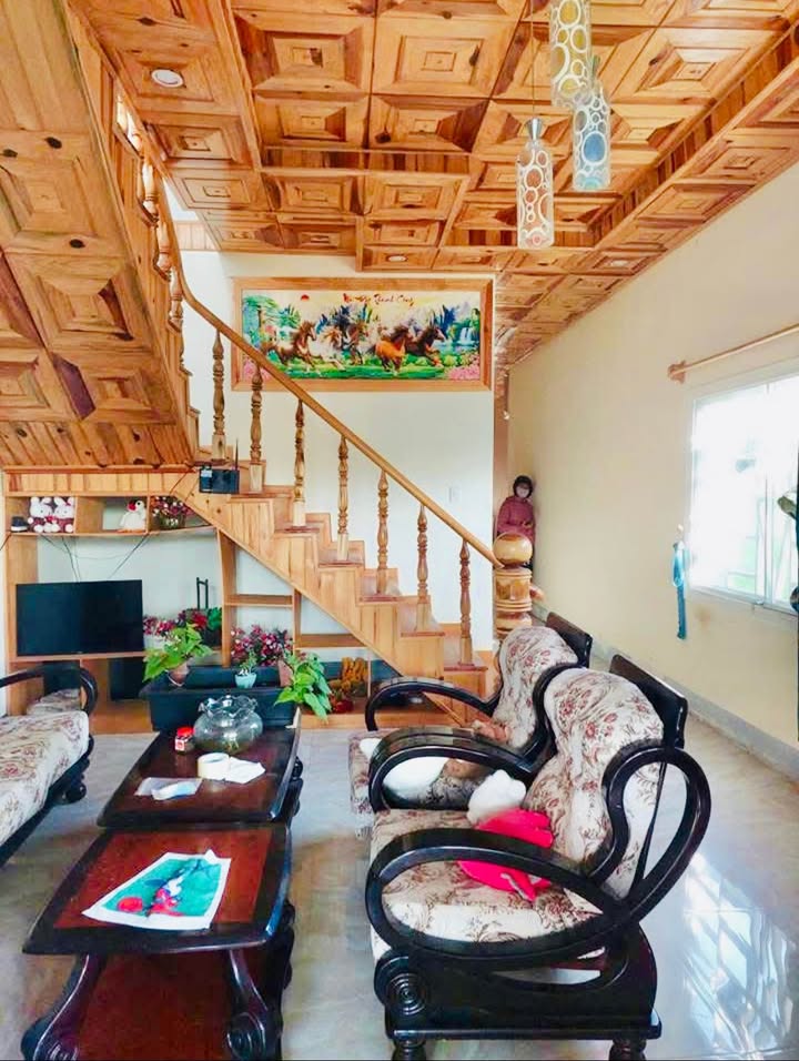 Nhà Bế Văn Đàn Đà Lạt 100m² giá 1.55 tỷ - Khu dân cư đông đúc, thuận tiện di chuyển!