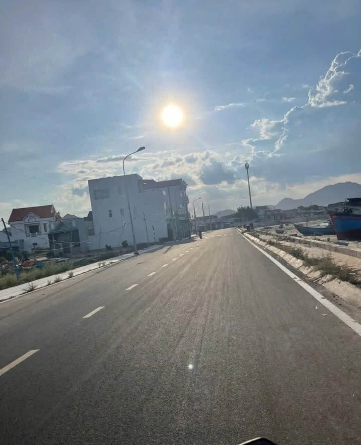 Đất biển Ninh Chữ Đầm Nại 83m² giá 1.35 tỷ - Vị trí siêu hiếm ngay sát biển!