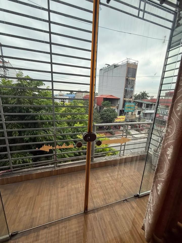 Nhà 4 tầng mặt đường Quốc lộ 2, Phú Minh, 69,5m² - Đầu tư kinh doanh hiệu quả!