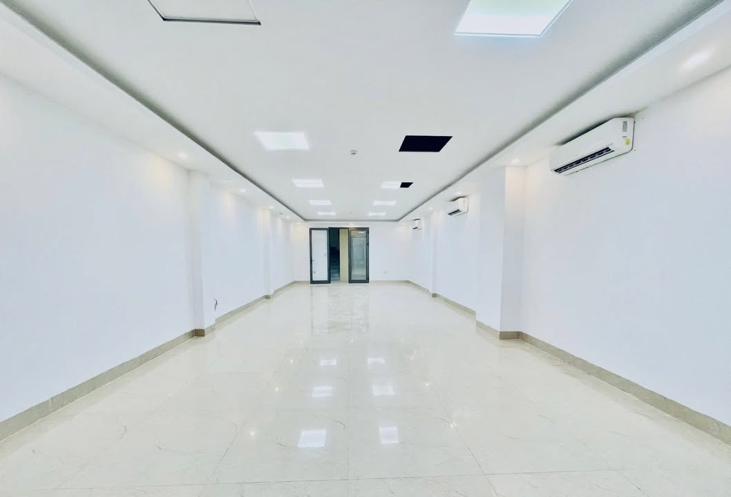 Sàn văn phòng cho thuê tại Võ Văn Dũng 100m² giá 20 triệu - Sẵn sàng vào ngay!