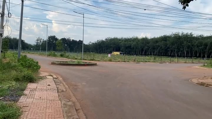 Đất cho thuê 23.000m² tại Hớn Quản, Bình Phước - Mặt tiền ngã 5, thích hợp cho mọi loại hình sản xuất!