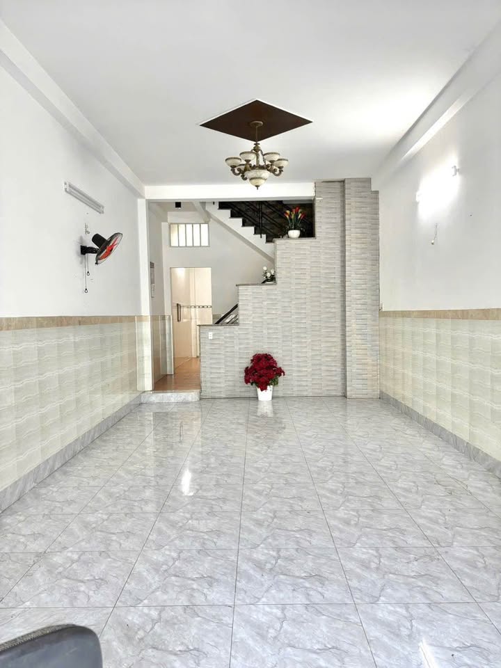 Nhà thuê mặt tiền Miếu Gò Xoài, Bình Tân 78m² giá 13,5 triệu - Phù hợp văn phòng và kinh doanh!